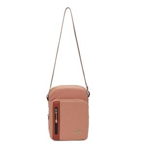 nike tech small item bag